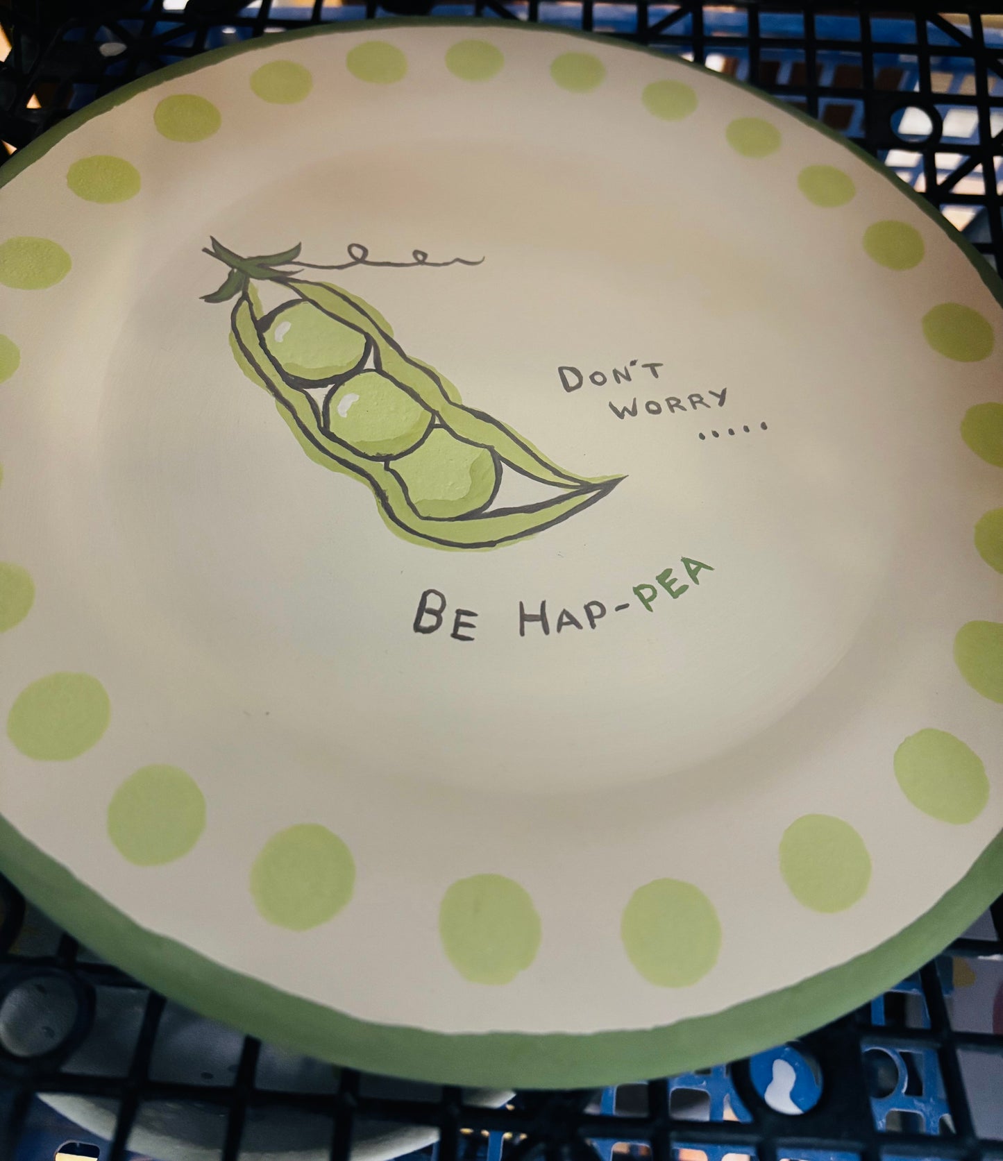 Dinnerware - Rimmed plate 23cm