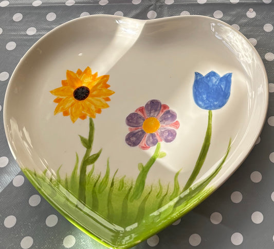 Dinnerware - Heart plate