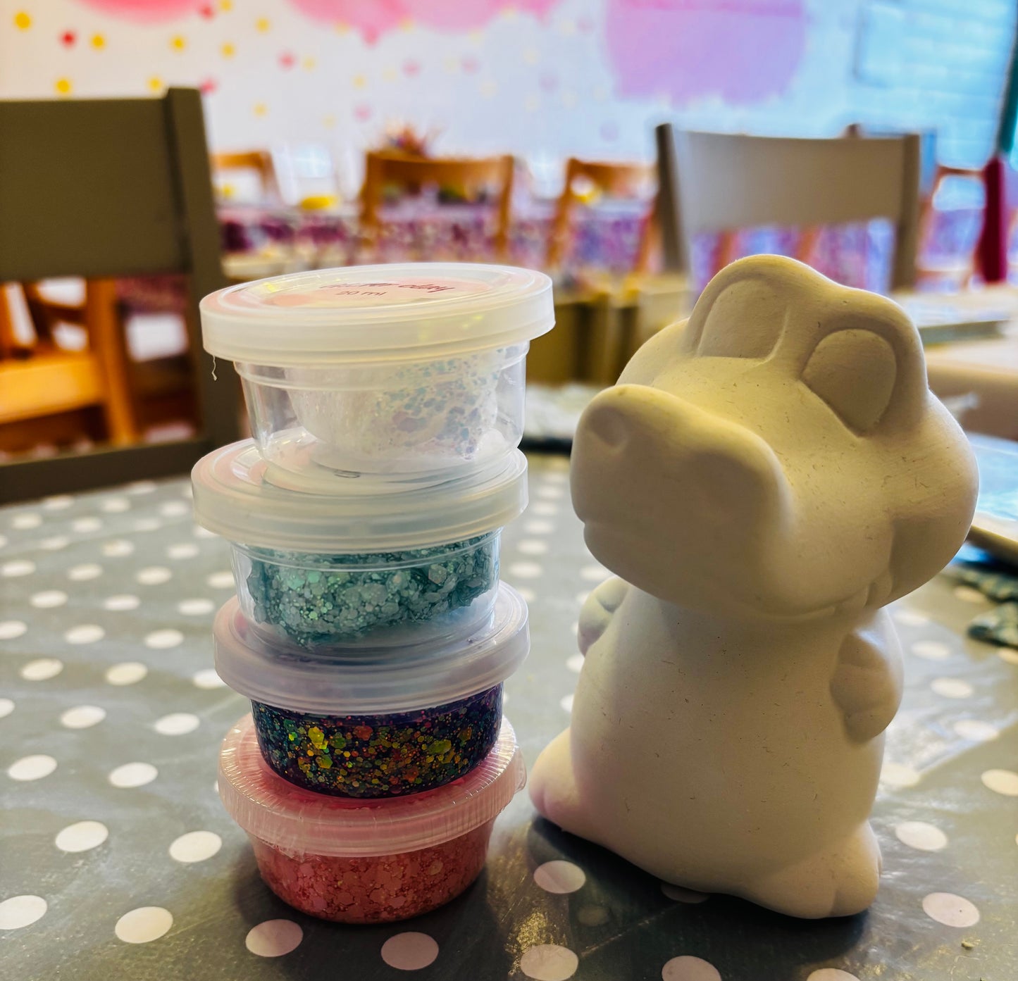 Book a Foam clay Kids Party (age 3+)