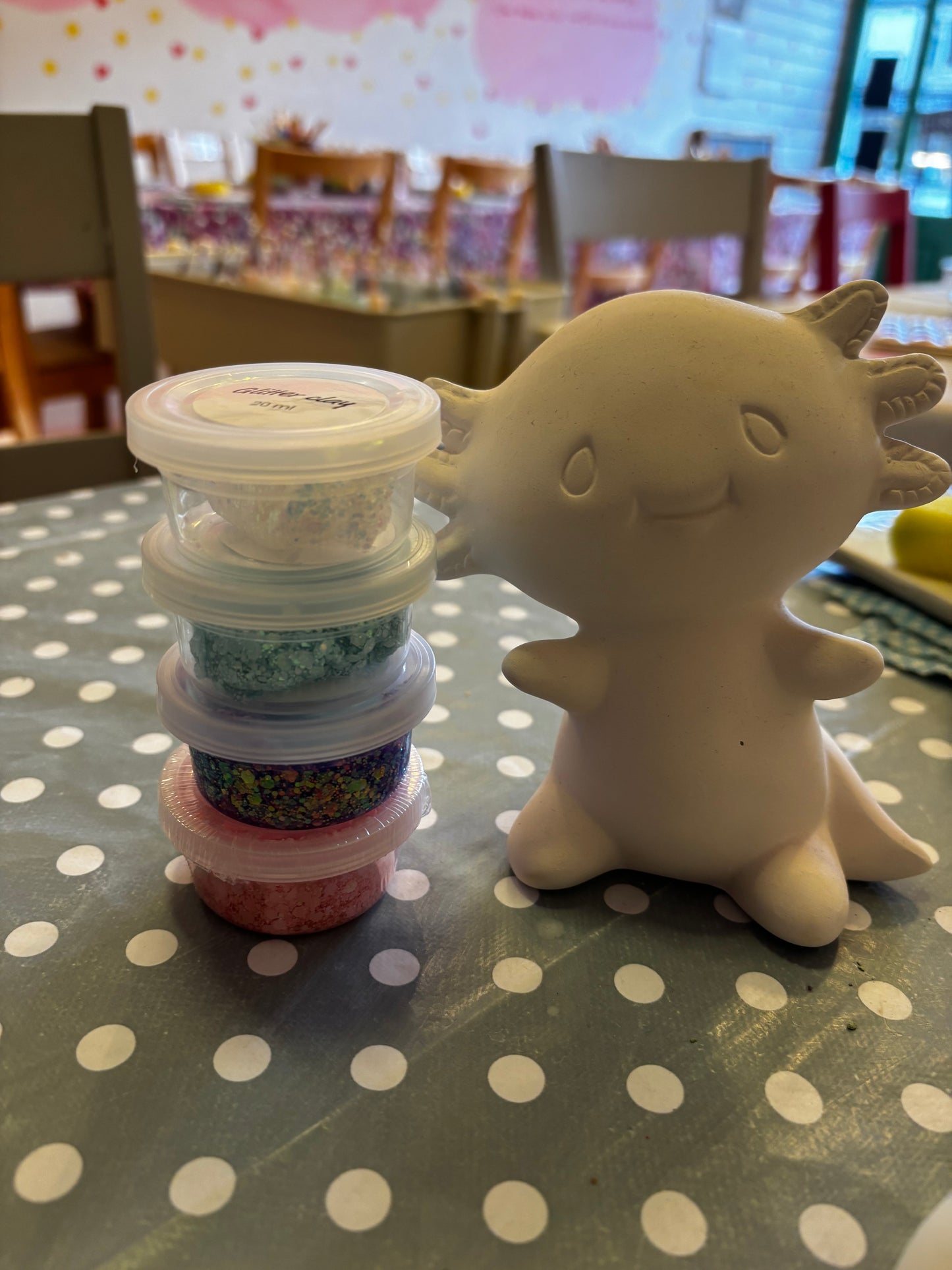 Book a Foam clay Kids Party (age 3+)