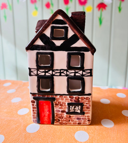 Homeware - House lantern