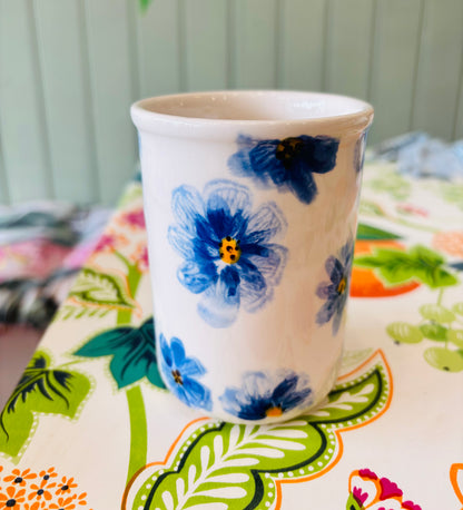Homeware - NEW lovely little pot