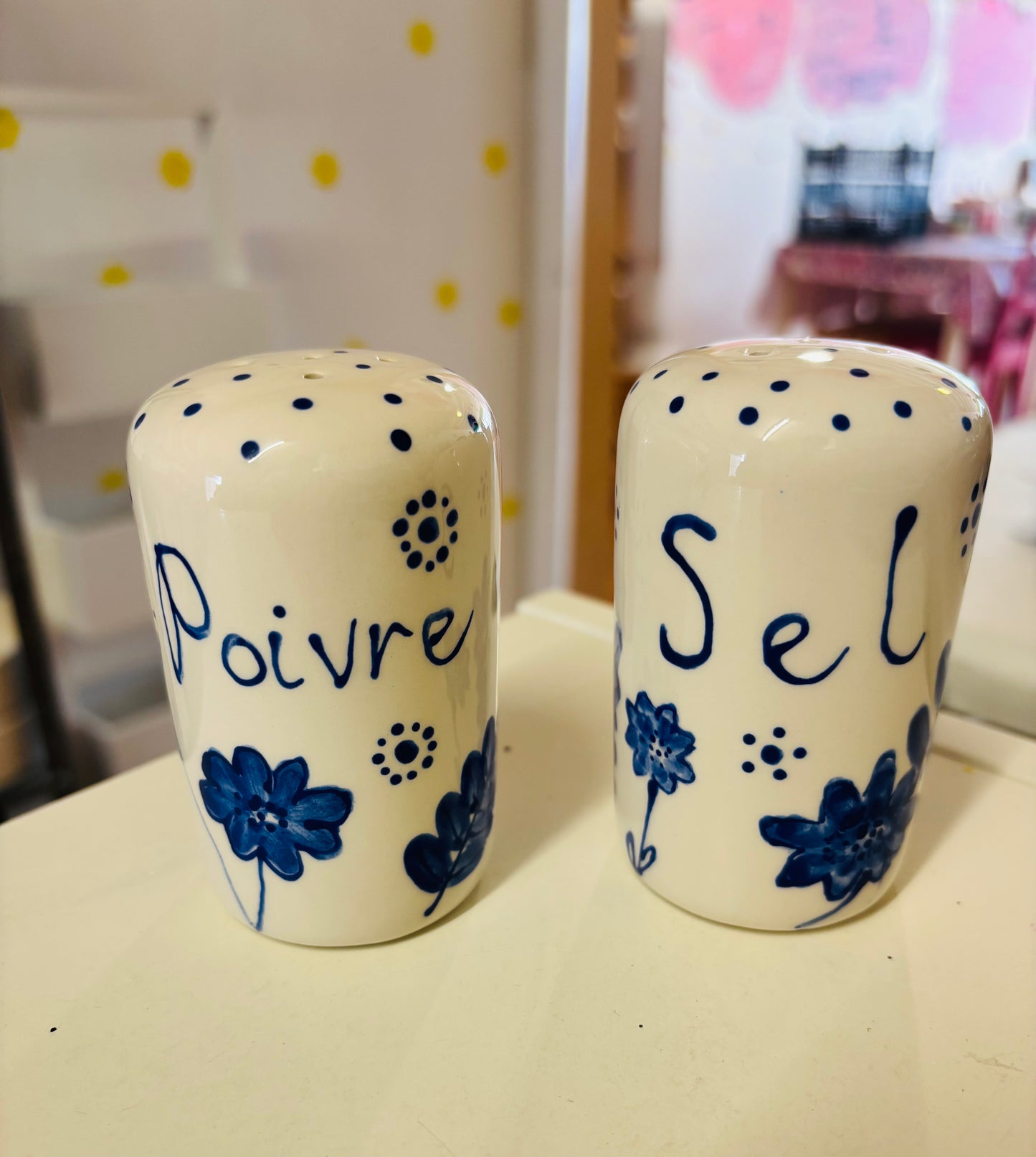 Dinnerware - Salt and Pepper Cruet Set